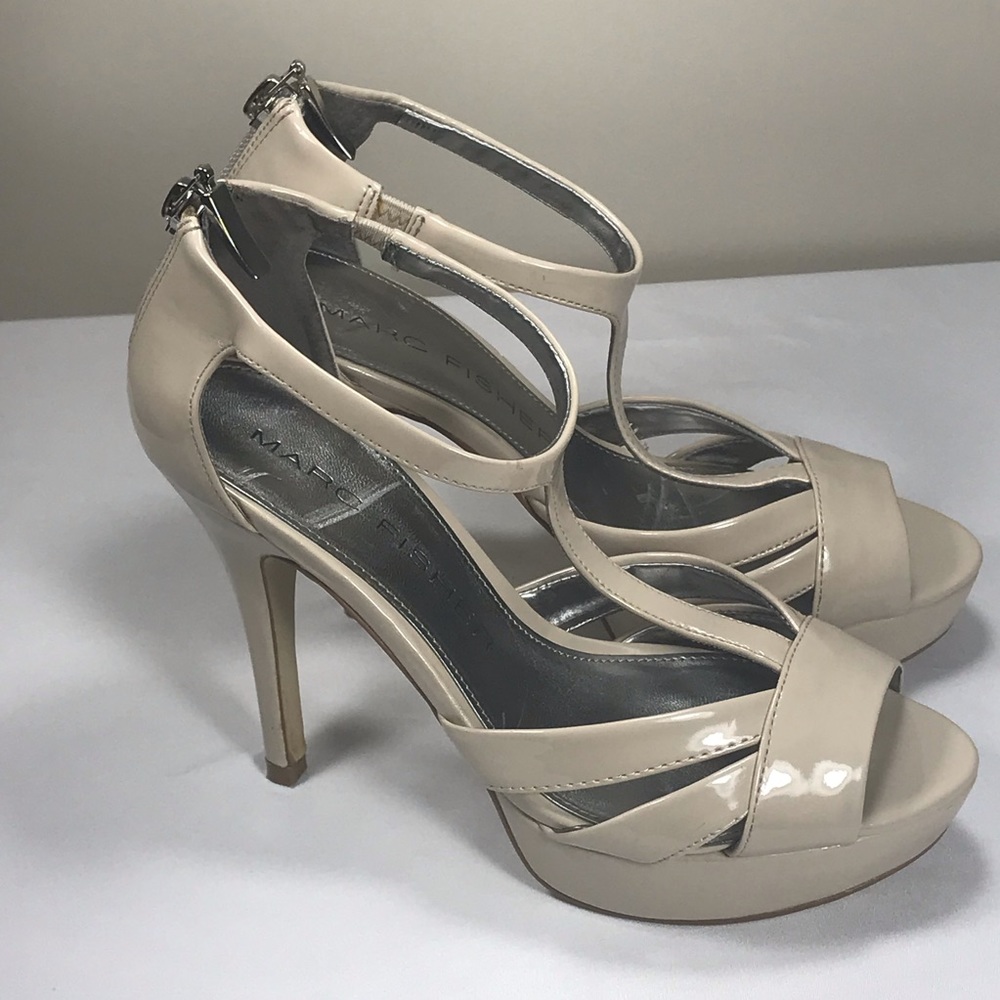 MARC FISHER Iggie Strappy Platform Heel 6